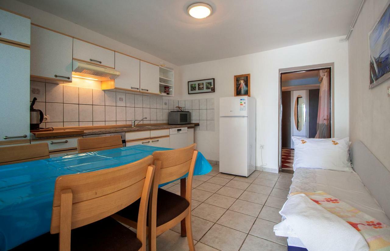 Mrkonjic Branko & Marija Apartmani Omiš Buitenkant foto