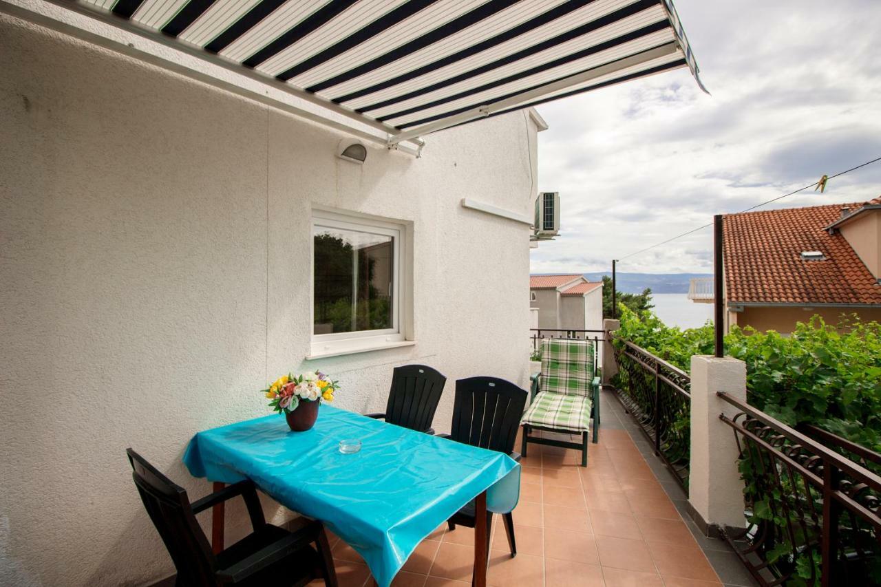 Mrkonjic Branko & Marija Apartmani Omiš Buitenkant foto