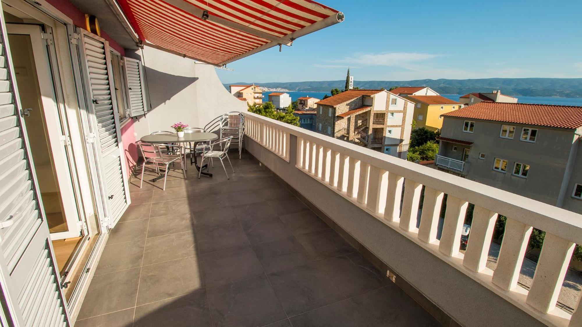 Mrkonjic Branko & Marija Apartmani Omiš Buitenkant foto