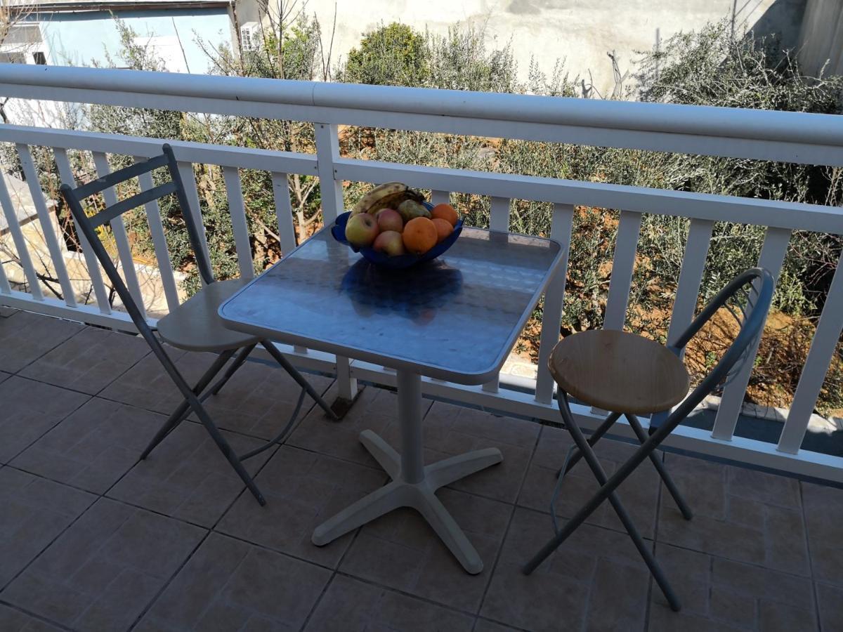 Mrkonjic Branko & Marija Apartmani Omiš Buitenkant foto